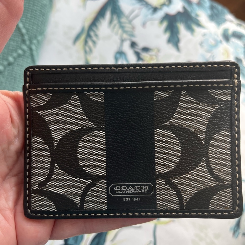 💰💵Almost New COACH Men’s Signature Card Case